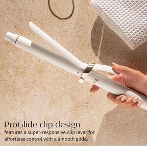 T3 White Curling Iron